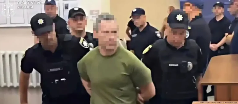 Поліцейські затримають підозрюваного у вбивстві Портнова Олександра Азізова