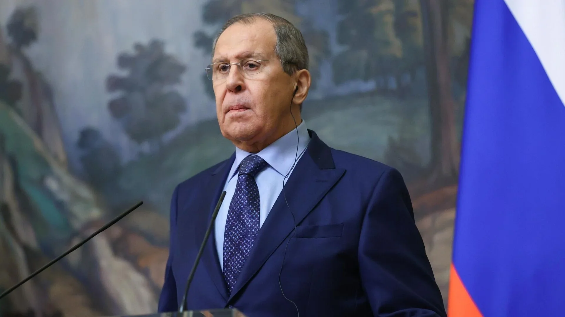 Сергій Лавров виступає щодо гарантій безпеки РФ для завершення війни в Україні