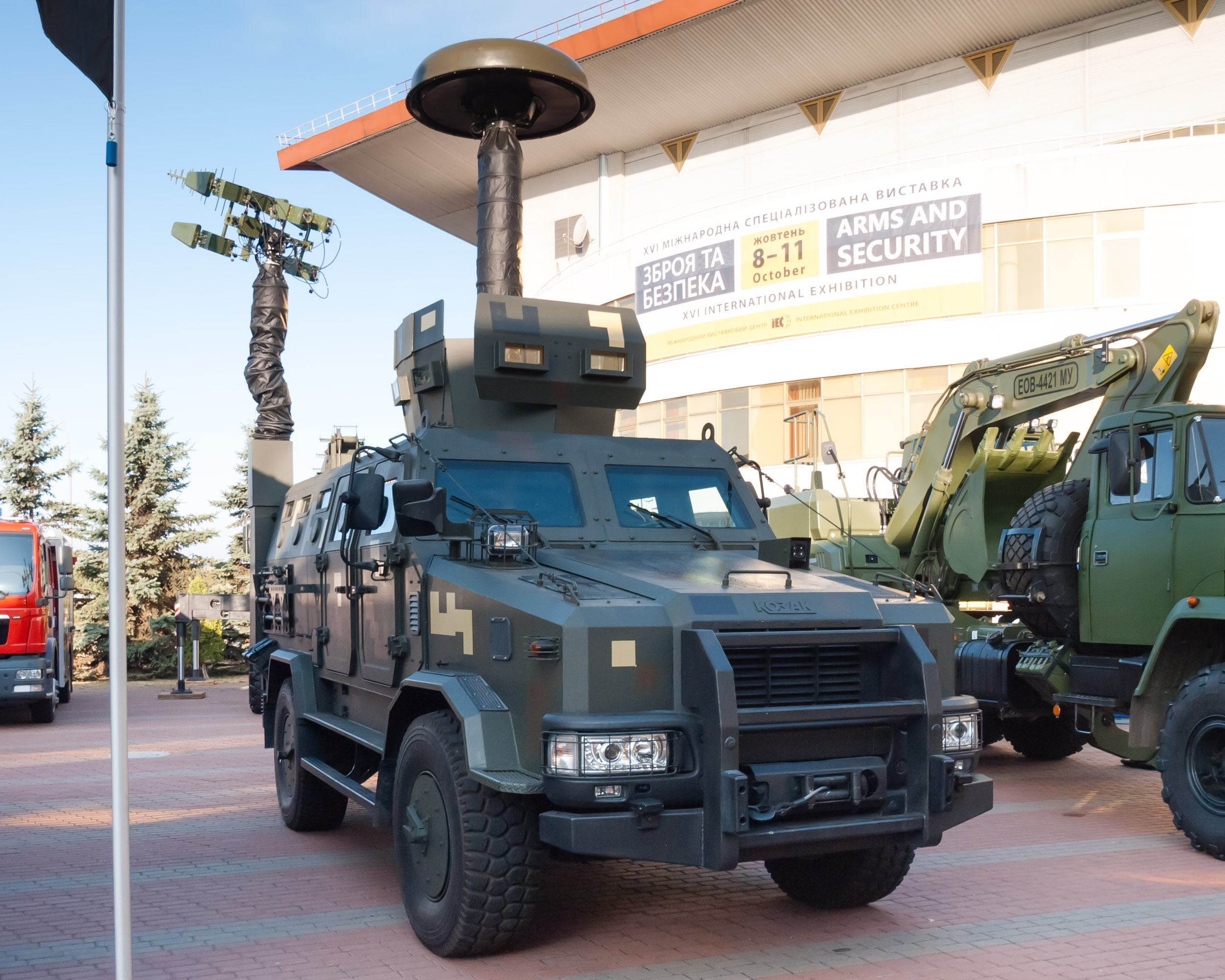 Nota_EW_on_Kozak-2,_Kyiv_2019,_01