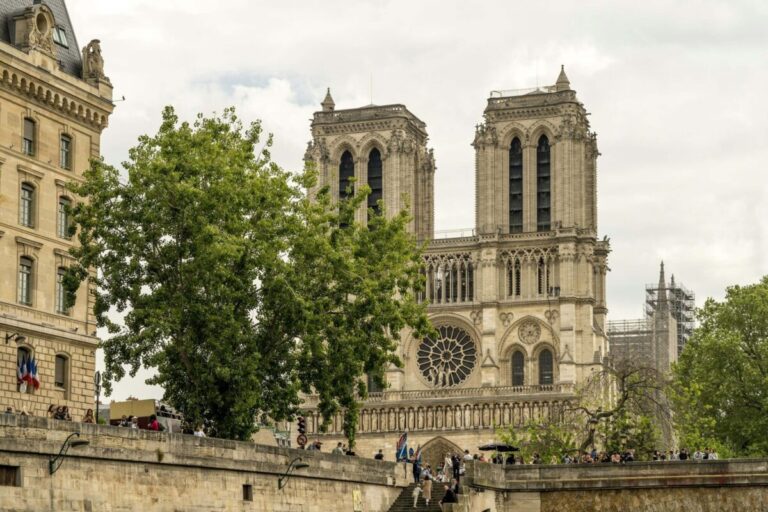 notre-dame-de-paris-scaled