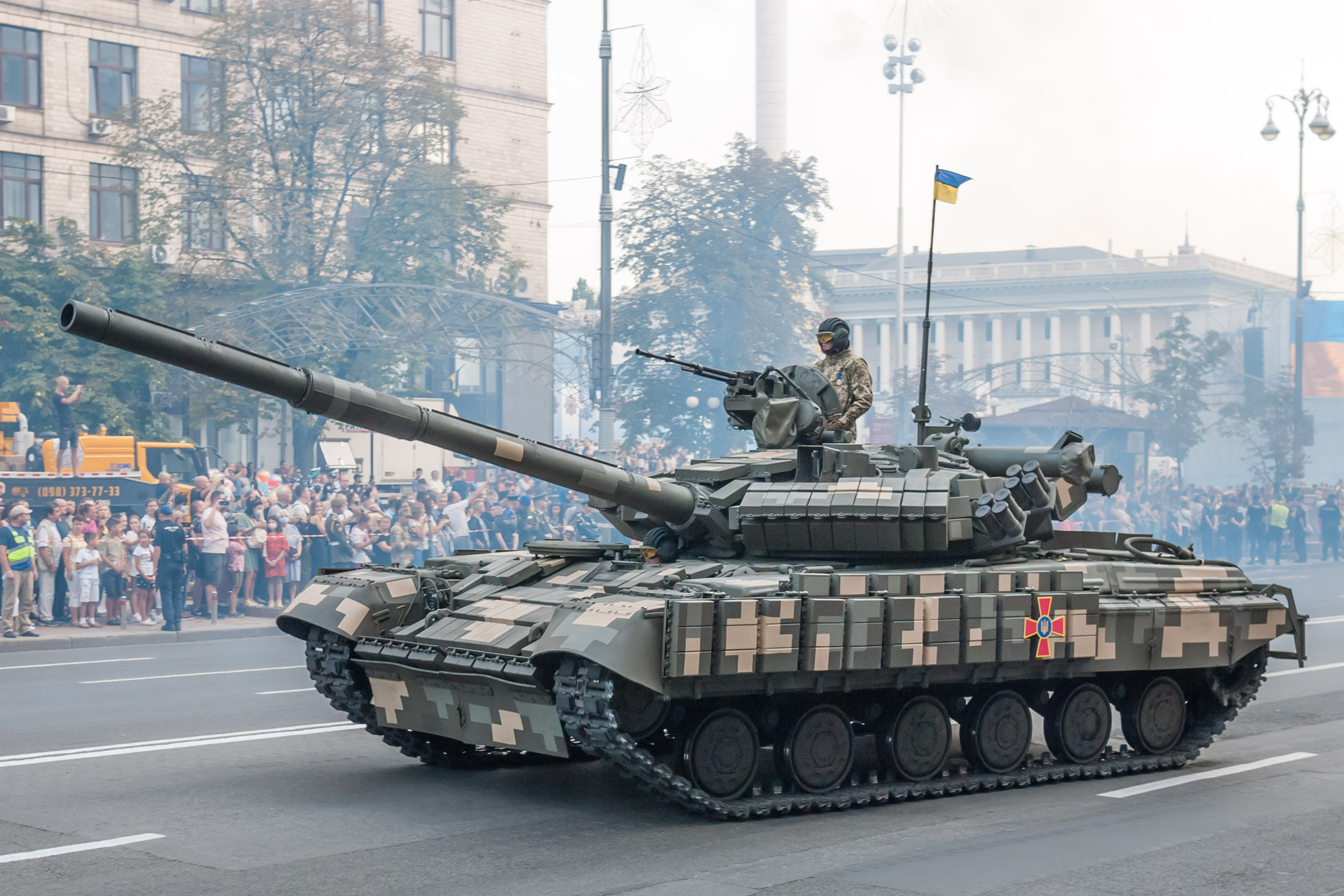 T-64BV_mod_2017,_Kyiv_2021,_16