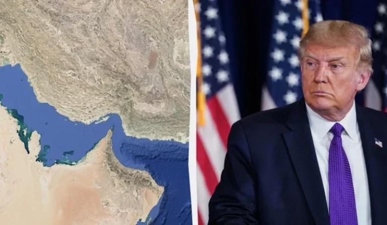 Дональд Трамп на тлі карти Ормузької протоки біля Ірану