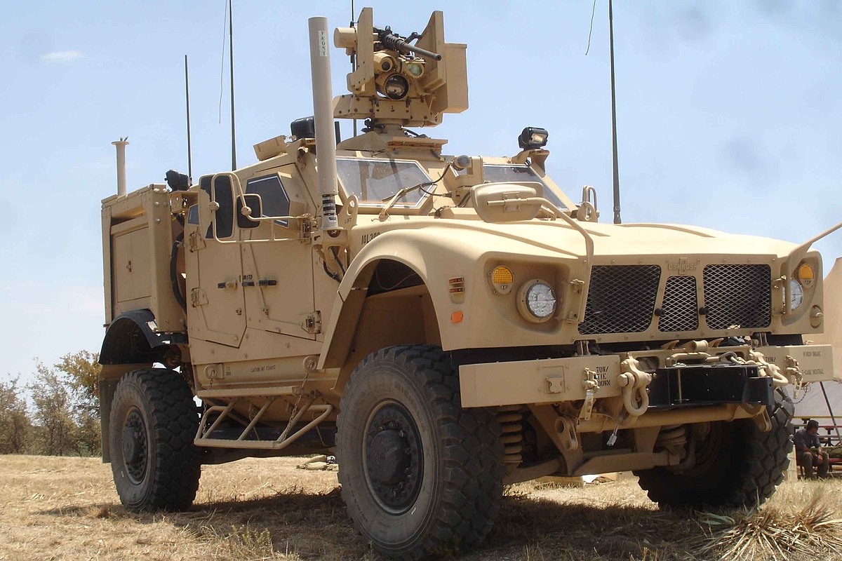 1200px-M153_CROWS_mounted_on_a_U.S._Army_M-ATV