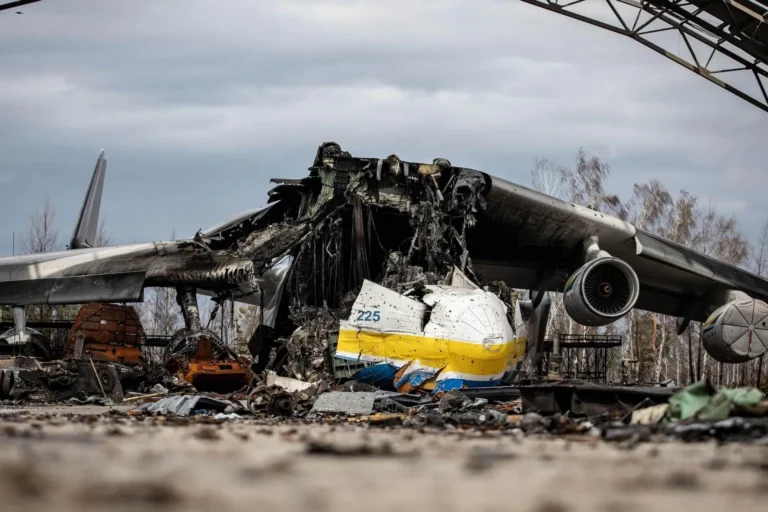 an-225-mriia-2-dolia-druhoho-ukrainskoho-veletnia-neba-162d