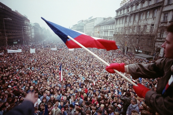 bc2fa93-01praha1989-2