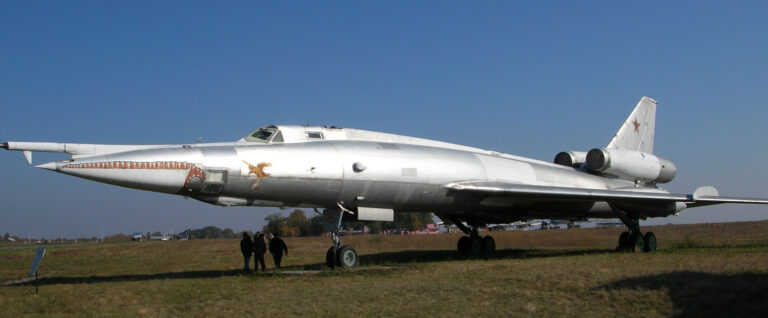 Engels_Air_base_museum_03
