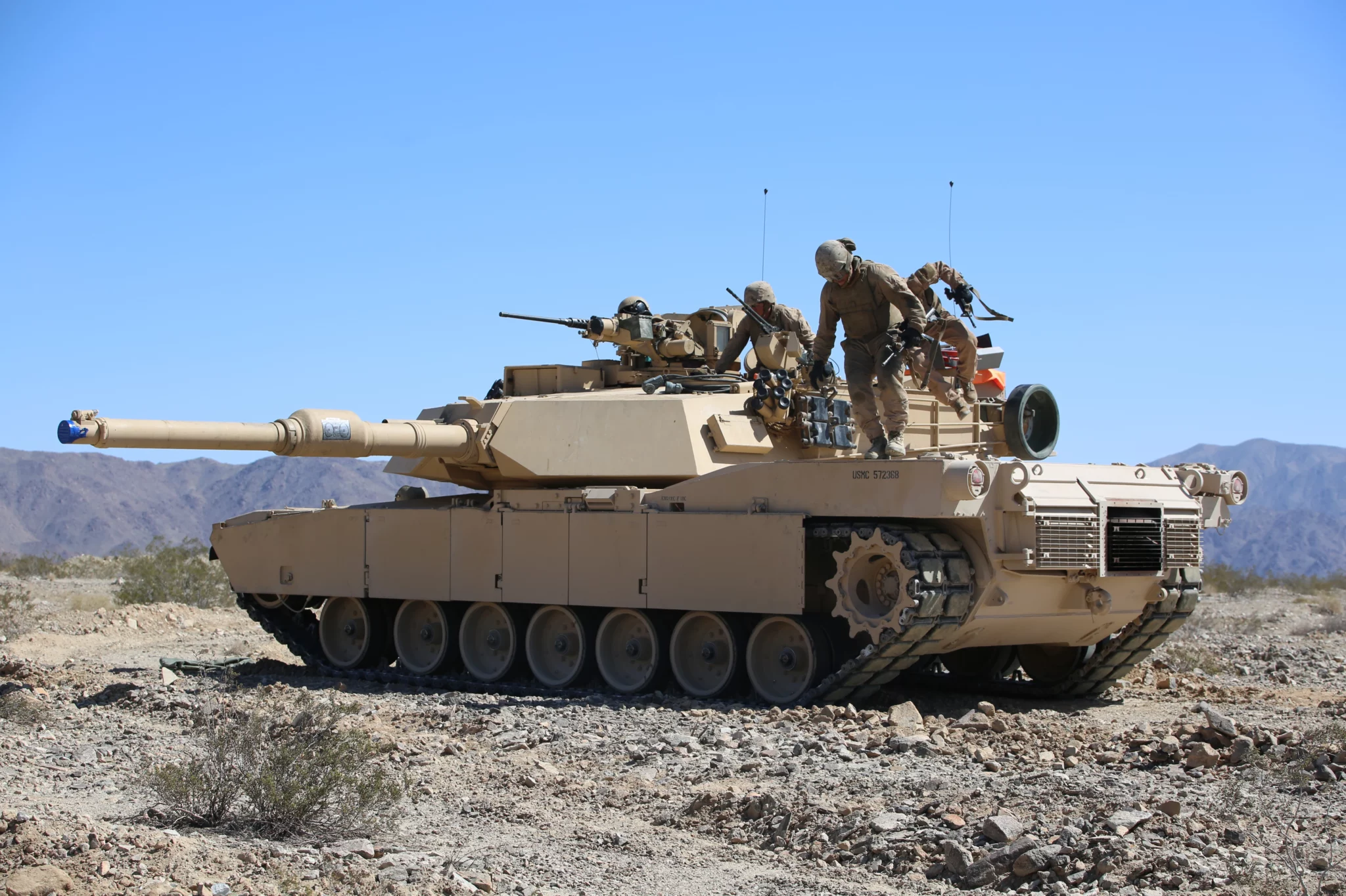 integrated_task_force_tank_platoon_begins_mcotea_assessment_150307-m-zm882-137-scaled
