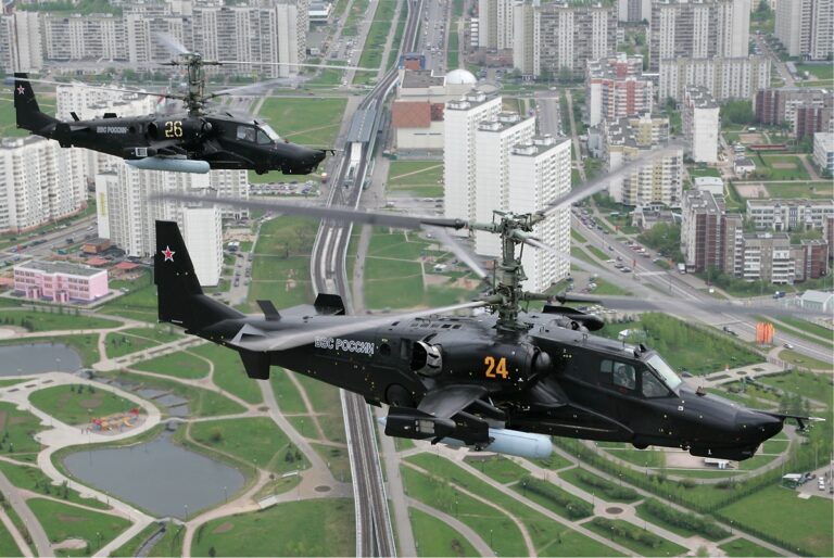 Ka-50_helicopters_over_Moscow