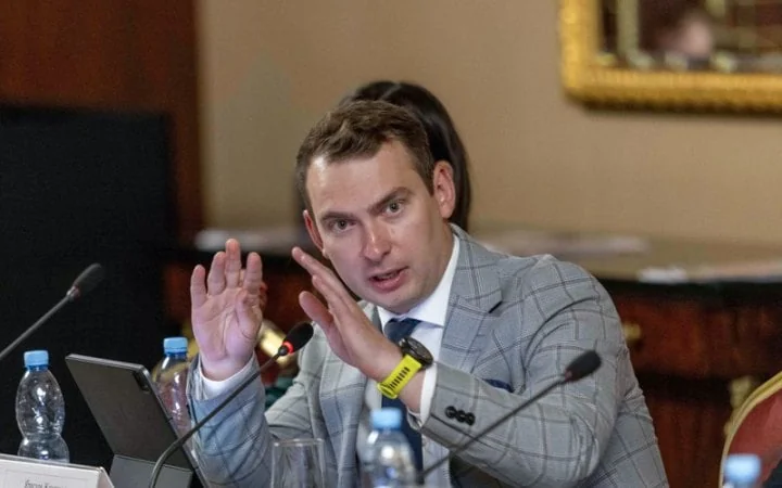 Народний депутат Ярослав Железняк виступає щодо бронежилетів на засіданні