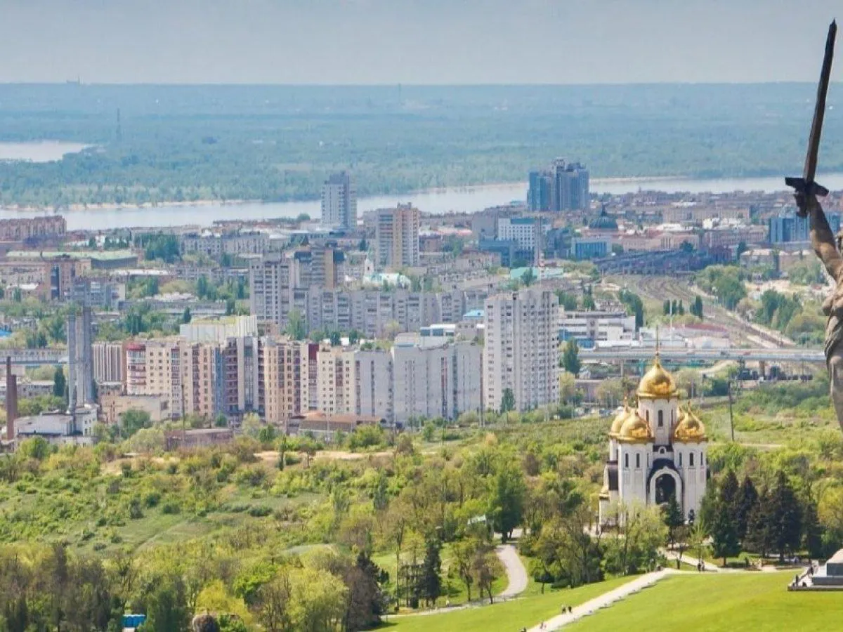 stalinhrad-zaraz-iakym-ie-misto-heroi-na-volzi-u-2026-rotsi-f003