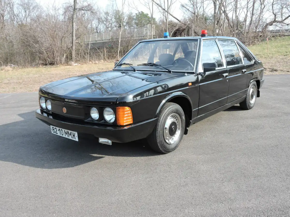 Tatra-613-1