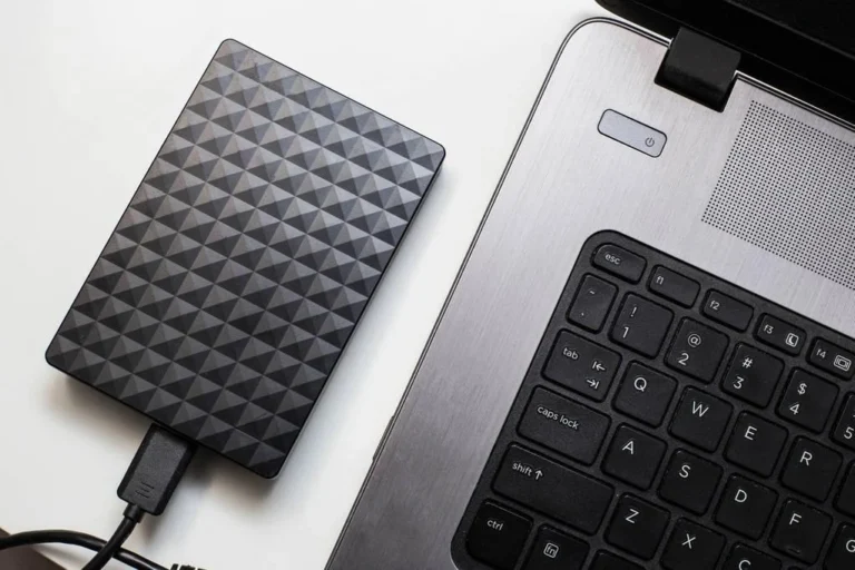 Зачем нужен внешний SSD 7 ситуаций когда он действительно полезен