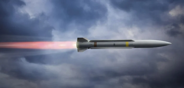 aim-260-cost-vartist-revoliutsiinoi-rakety-nastupnoho-pokolinnia-969c
