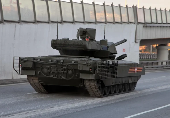 armata-t-14-tank-novoho-pokolinnia-z-neobytaiemoiu-bashtoiu-0bb4