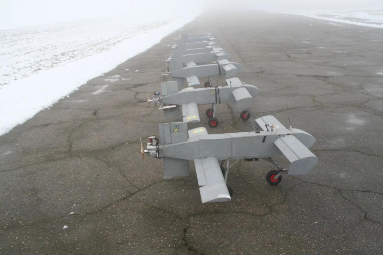 dron-morok-dalekobiinyi-kamykadze-ukrainy-z-dalnistiu-do-800-km-c0ed