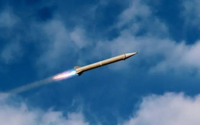 kh-555-krylata-raketa-iaka-zminyla-stratehichne-ozbroiennia-dbff