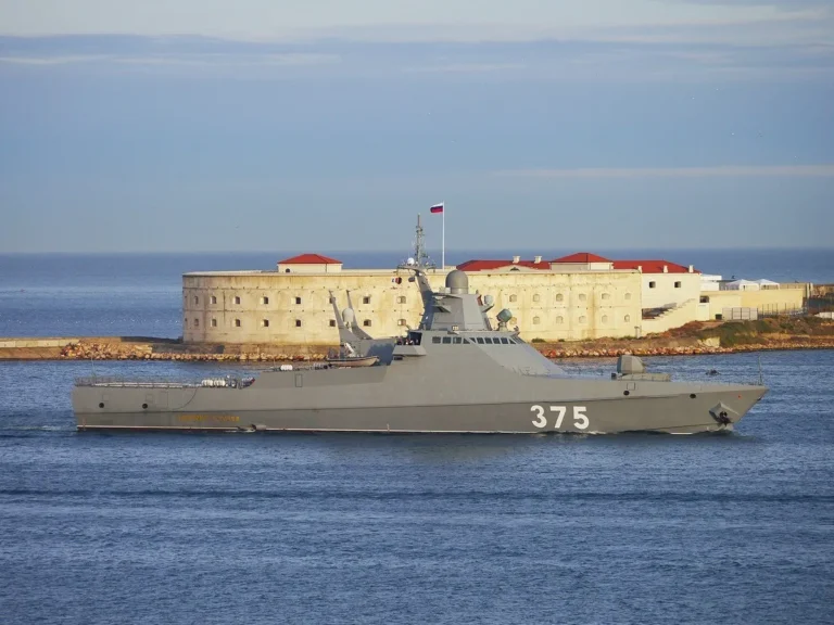 korabel-vasyl-bykov-patrulnyi-korvet-proiektu-22160-chornomorskoho-flotu-36df