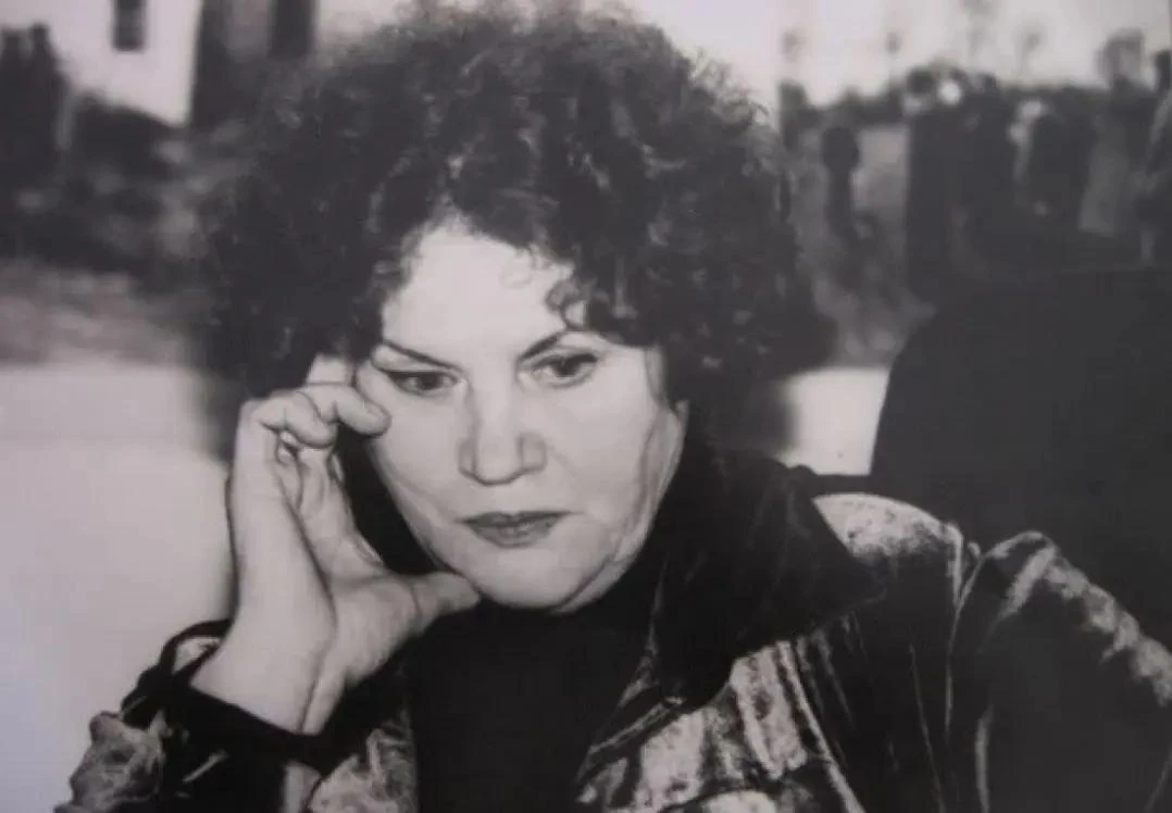 lina-kostenko-poetesa-shistdesiatnytsia-ta-nezlamna-dysydentka-76d4