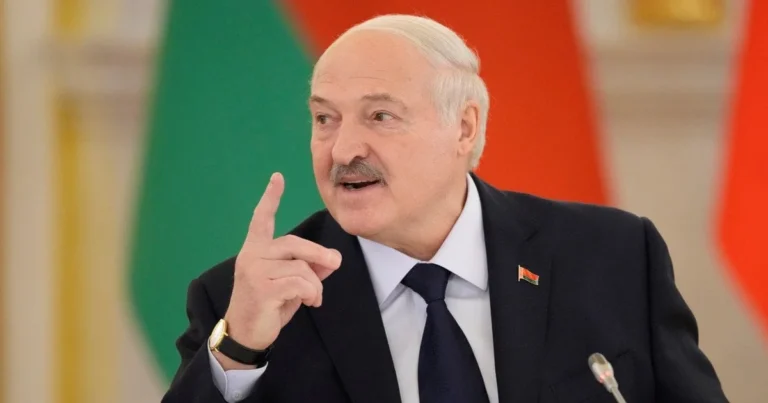 Олександр Лукашенко виступає із заявою про відмову від участі у війні в Україні