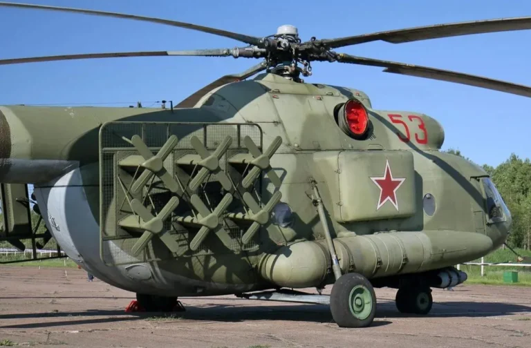 mi-8mtpr-1-iak-pratsiuie-vertolit-radioelektronnoi-borotby-a6d3