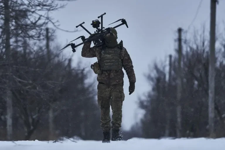 novopavlivskyi-napriamok-vid-strimkoho-proryvu-do-vysnazhlyvoi-viiny-droniv-i-pi-d373