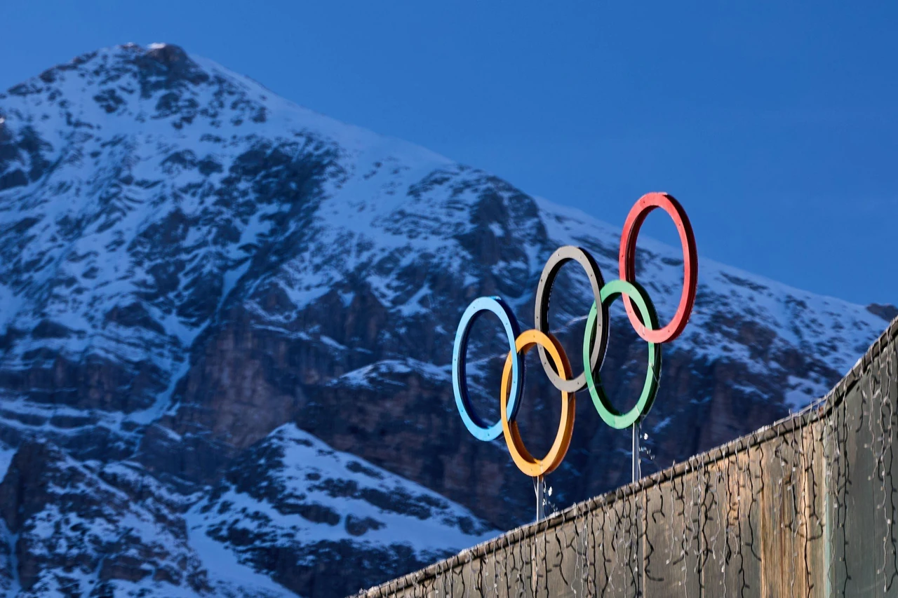 olimpiiski-kiltsia-vichnyi-symvol-iednosti-liudstva-5a30