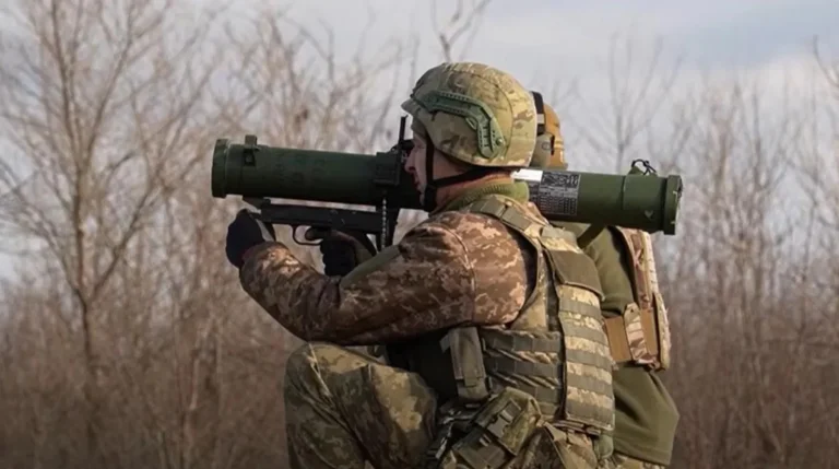 rpv-16-ukrainskyi-reaktyvnyi-vohnemet-shcho-zminiuie-bii-a9f1