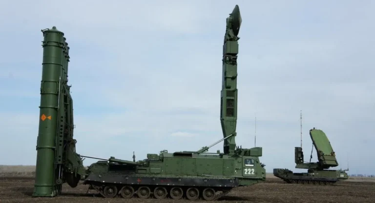 s-300v4-husenychnyi-shchyt-protyraketnoi-oborony-z-dalnistiu-do-400-kilometriv-e874