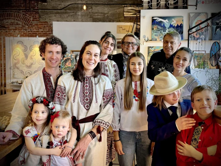 serednii-zrist-v-ukraini-tsyfry-shcho-vidobrazhaiut-shliakh-pokolin-d42c