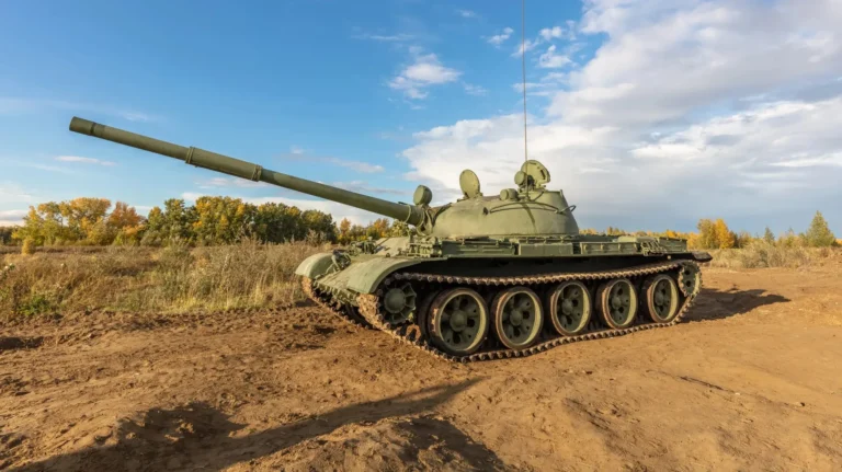 t62-tank-istoriia-stvorennia-tekhnichni-kharakterystyky-ta-boiove-zastosuvannia-0044