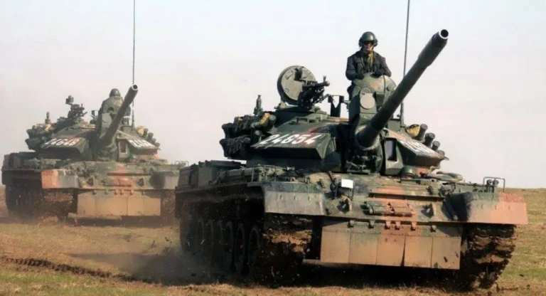 tr-85-rumunskyi-tank-shcho-zminyv-pidkhid-do-skhidnoievropeiskoi-oborony-74ad