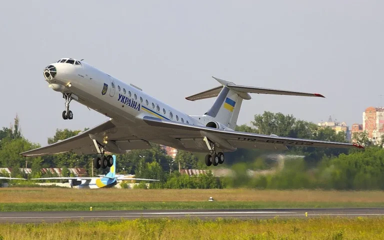 tu-134-lehenda-neba-iaku-zbuduvaly-v-kharkovi-7ae7