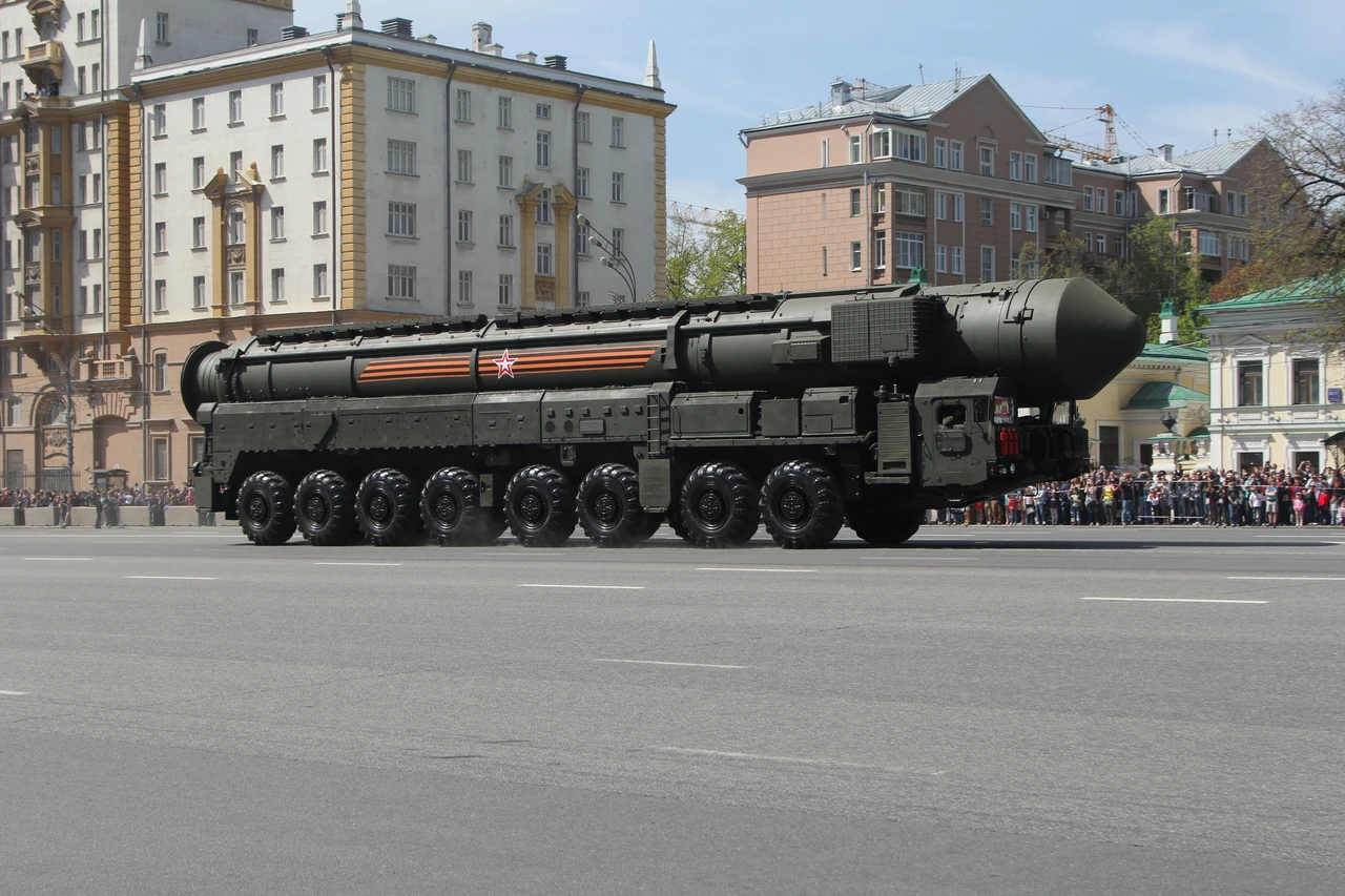 iars-raketa-povnyi-ohliad-rs-24-b7b9
