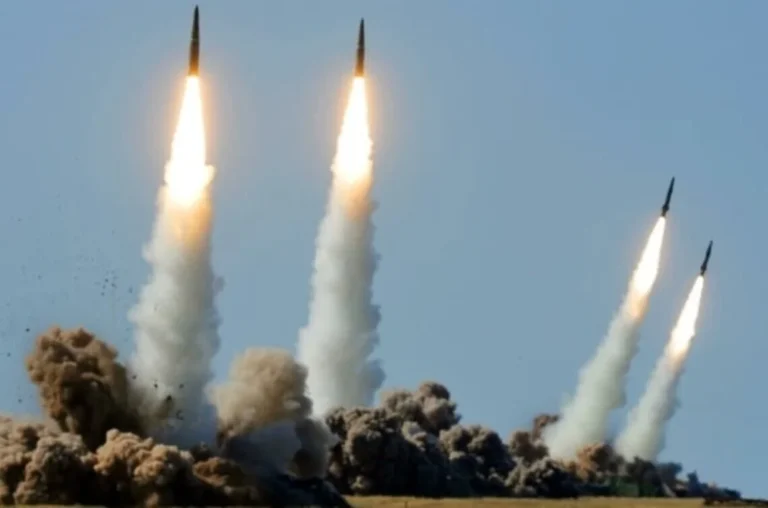 Запуск ракет під час масованого удару Росії за словами Жданова