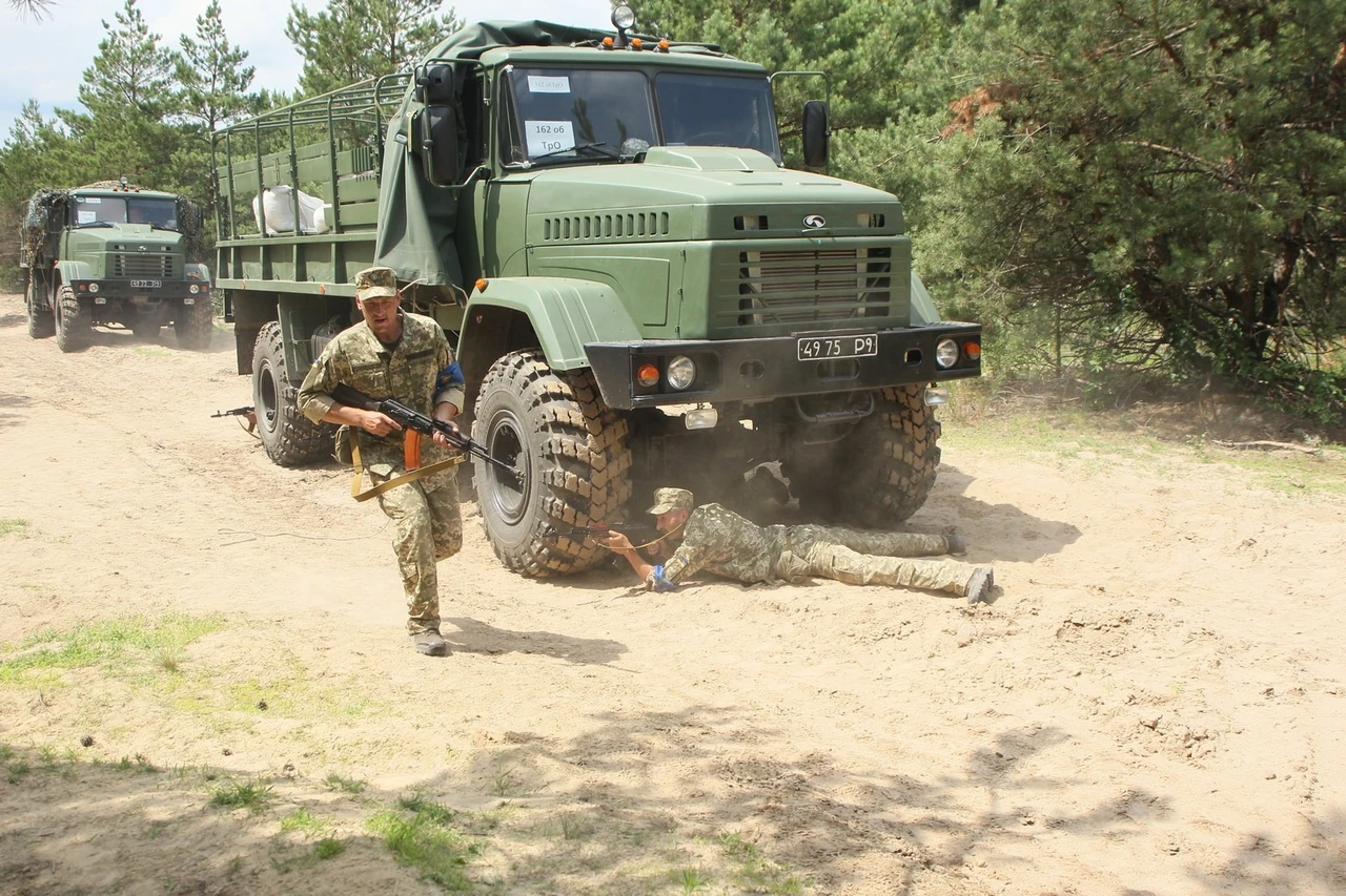 shcho-take-tro-povnyi-hid-po-sylakh-terytorialnoi-oborony-ukrainy-f5a5