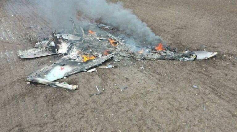 Знищений Су-35 після засідки ЗСУ з Patriot на полі