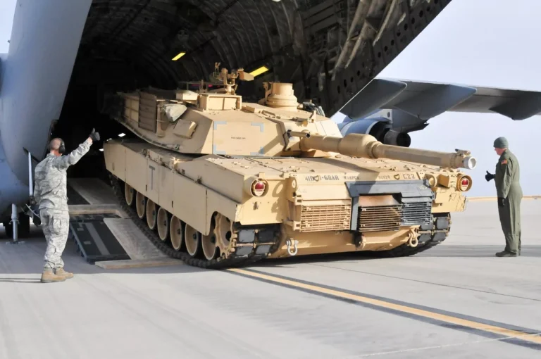 tanky-abrams-istoriia-bronia-ta-boiovyi-shliakh-8a10