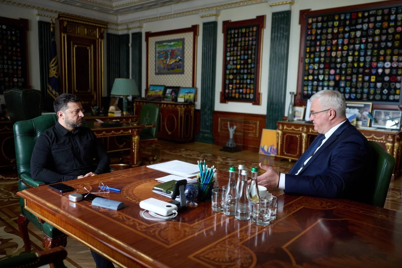 Президент Зеленський на переговорах з партнером щодо ліцензій на антибалістичну зброю