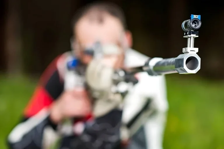 hazovyi-pistolet-povnyi-hid-iz-samooborony-v-ukraini-2026-ab5d
