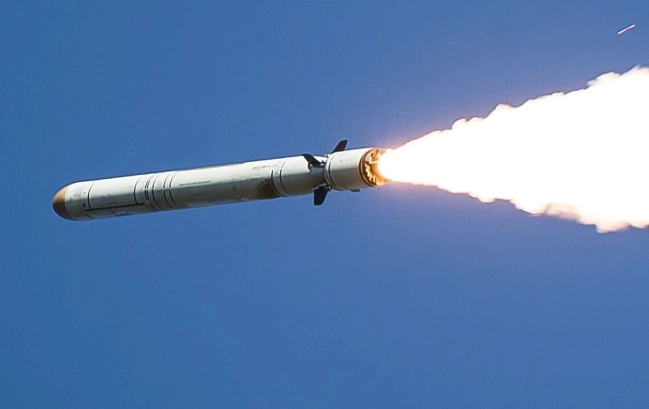 krylati-rakety-kalibr-povnyi-rozbir-simeistva-kharakterystyky-ta-rol-u-suchasnyk-cee6