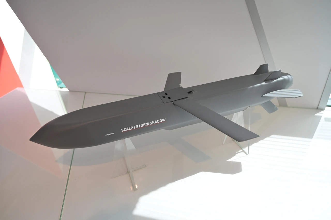 mirazh-litak-istoriia-konstruktsiia-ta-rol-frantsuzkykh-vynyshchuvachiv-dassault-d68b