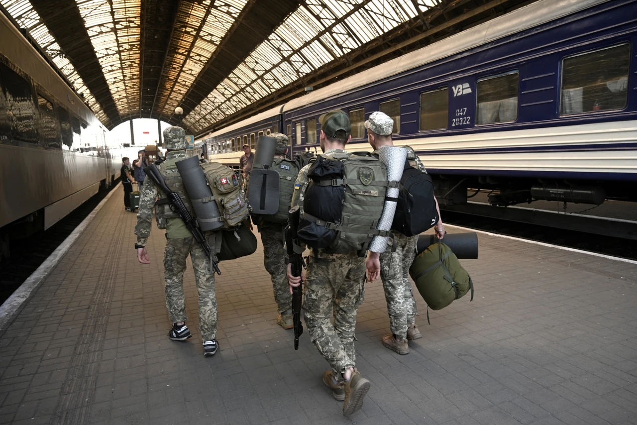 mobilizatsiia-v-polshchi-2026-iak-pratsiuie-systema-rezerviv-khto-pidliahaie-pry-27e8
