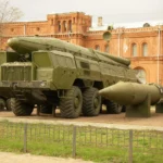 operatyvno-taktychnyi-raketnyi-kompleks-iskander-istoriia-kharakterystyky-ta-suc-87ea