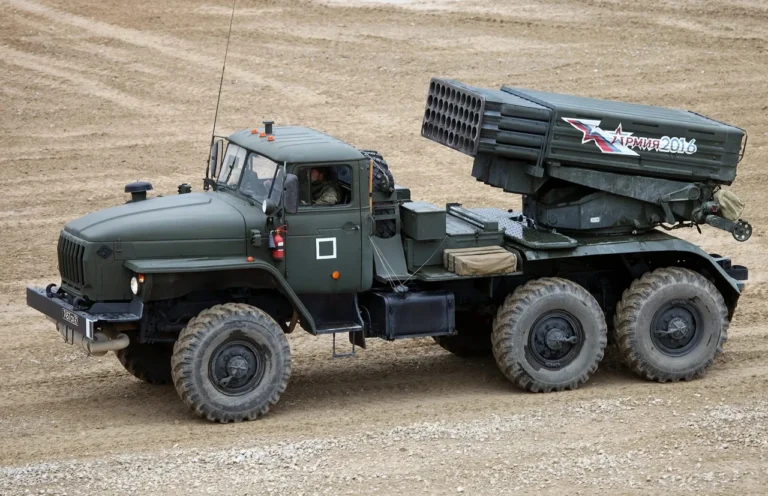 rszo-taifun-ukrainski-reaktyvni-snariady-pidvyshchenoi-dalnosti-dlia-hrada-ta-ur-29fb