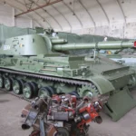sau-akatsiia-radianska-152-mm-samokhidna-haubytsia-iaka-dosi-voiuie-2dc0