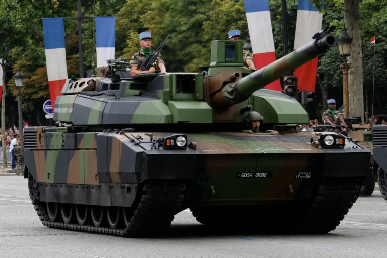 tank-leklerk-povnyi-rozbir-frantsuzkoho-osnovnoho-boiovoho-tanka-80c2