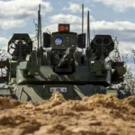uran-9-rosiiskyi-boiovyi-robot-iakyi-mav-zminyty-pravyla-viiny-ale-zitknuvsia-z-c290