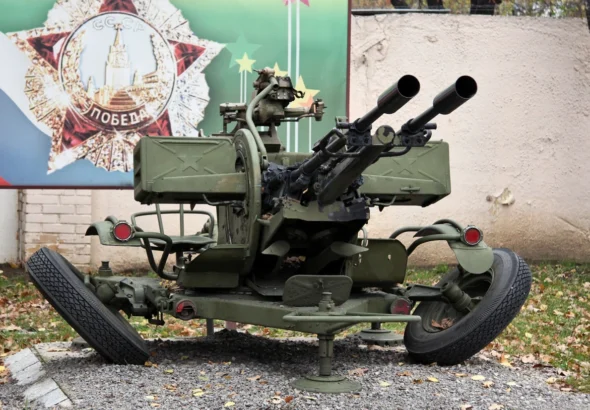 zu-23-2-povna-istoriia-tekhnichni-detali-ta-rol-lehendarnoi-zenitky-u-viinakh-xx-7e0b