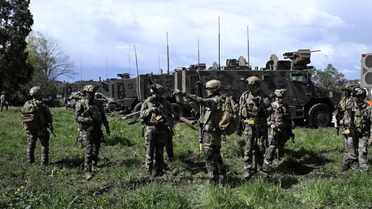 chy-berut-v-armiiu-pryvatnykh-pidpryiemtsiv-status-fop-nichoho-ne-zminiuie-59ac