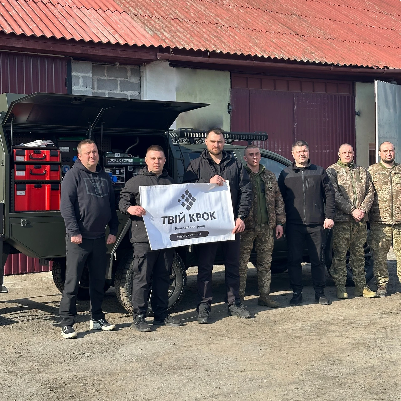 viiskova-chastyna-a2736-lvivskyi-kod-i-zhyvyi-tyl-5d5d